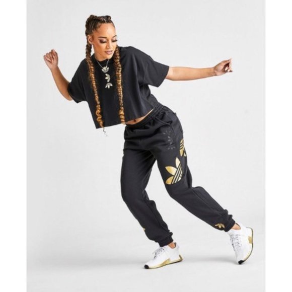 New adidas black / gold t-shirt womens - Picture 3 of 7